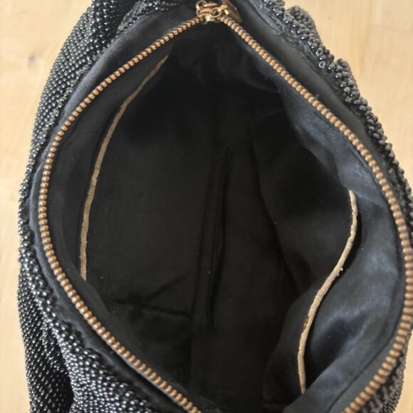 Gorgeous 1920s-1930s Vintage Black Evening Bag with Caviar Beading - Picture 5 of 8